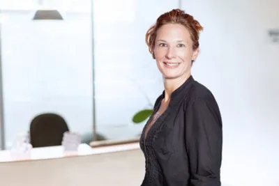 Porträtfoto Hebamme Silke Grümmer